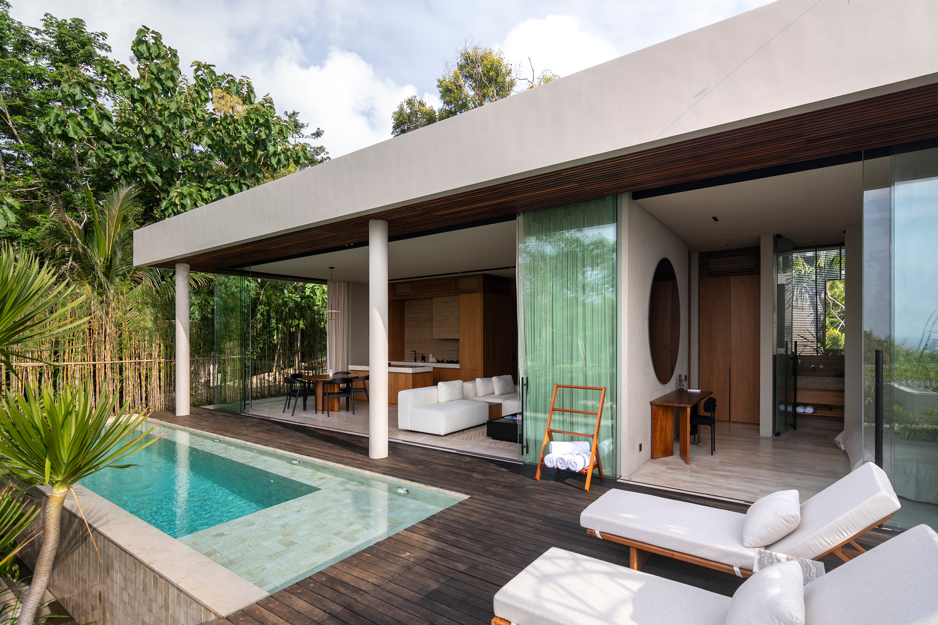 Lyvin Melasti Villas
